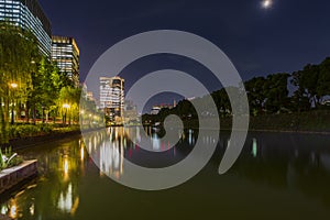 Sakuradabori moat and skyscraper buildings