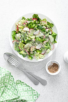 Salad bowl of fresh vegetables