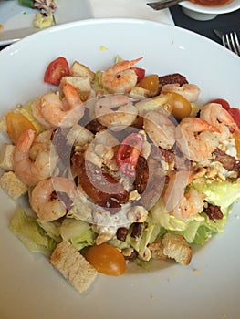 Salad with shrimps