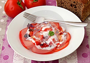 Salad of tomatoes and cress