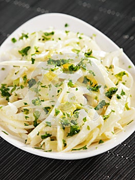 Salad of turnip with vinaigrette and coriander