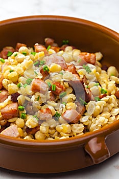 salad of  yellow peas, bacon and parsley