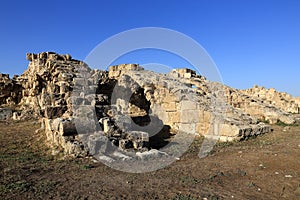 Salamis (Ancient Greek: Î£Î±Î»Î±Î¼Î¯Ï‚) is an ancient Greek city-state on the east coast of Cyprus