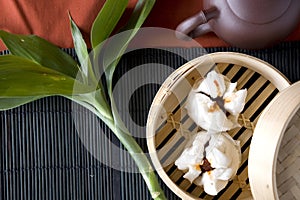 Salapao with green leaf