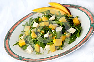 Salat with mango