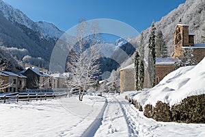 Salau village des pyrÃ©nÃ©es sous la neige