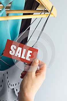 Sale with hand