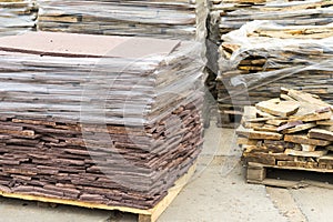 Sale of natural stone for cladding and construction.
