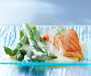 Salmon and asparagus