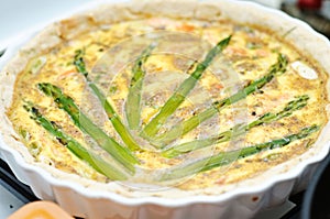 Salmon and asparagus quiche