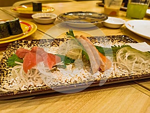 Salmon belly and Tuna sashimi set