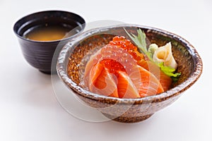 Salmon Ikura Don : Japanese Steamed Rice Topping with Raw Salmon and Tobiko Served with Wasabi and Prickled Ginger