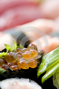 Salmon roe roll