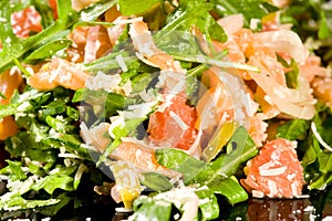 Salmon salad with ruccola