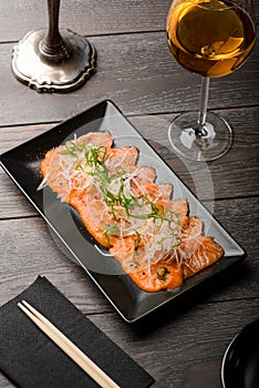 Salmon sashimi with daikon