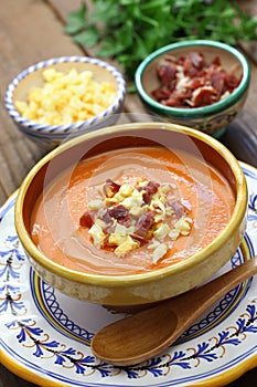 Salmorejo, spanish chilled tomato soup