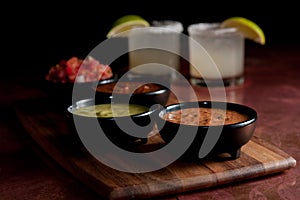 Salsa bowls & mojitos