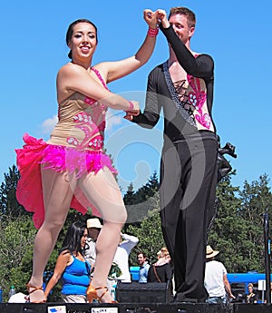 Salsa Dancers