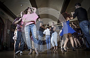 Salsa dancers