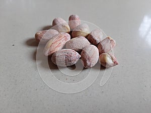 Salt and peanut peanuts. Namak wali mungfali