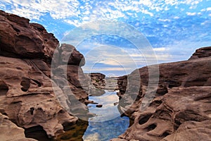 Sam-Pan-Bok Grand Canyon, Amazing of rock in Mekong river