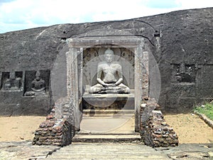 Samadhi Buddha statue at Thanthirimale Raja Maha Vihara