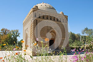 Samanid Mausoleum in colors