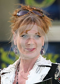 Samantha Bond