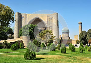 Samarkand: bibi khanym mosque