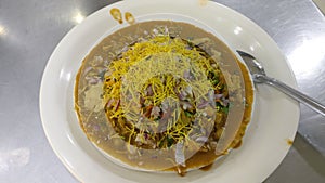Samosa Chaat with topings