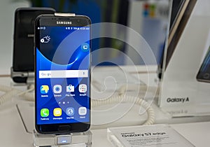 SAMSUNG GALAXY S7 EDGE - MOBILE WORLD CONGRESS 2016