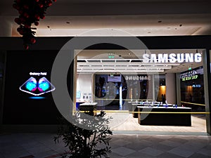 Samsung Galaxy stand at mall Afi Palace Cotroceni