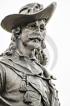 Samuel de Champlain statue front portrait