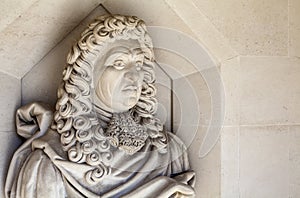 Samuel Pepys Sculpture in London