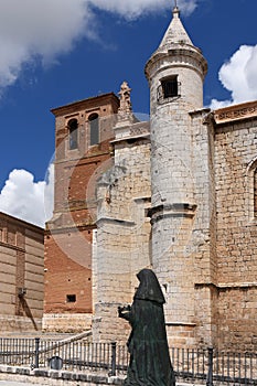 San Antolin church in Tordesillas photo