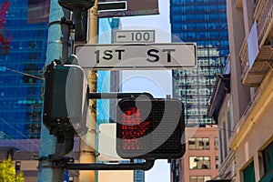 San Francisco downtown redlight on 1st street in California