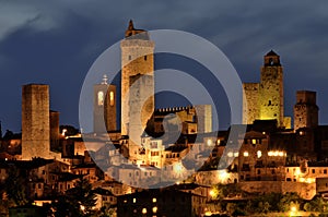 San Gimignano, Tuscany photo