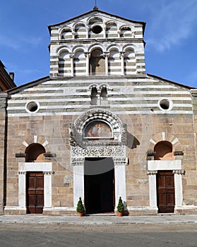 The San Giusto church in Lucca, Italy photo