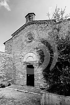 San Jacopo church fachade at San Gimignano BW