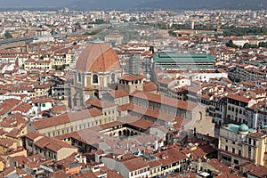 San Lorenzo and the central market