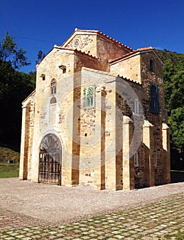 San Miguel de Lillo chuch in Oviedo photo