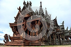 Sanctuary of Truth, Pattaya