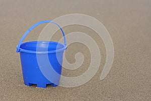 Sand bucket