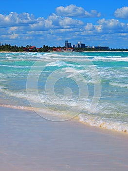 Sand, sea, sky e cloudy... tropical beach with small waves. Enjoy your time!