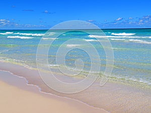 Sand, sea, sky e cloudy... tropical beach with small waves. Enjoy your time!