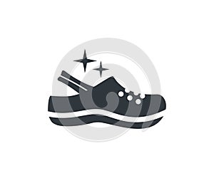 Sandals shoe logo design. Fashion, shoeshop concept vector design and illustration.