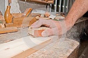 Sanding wood