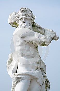 Sandstone statue of Hercules (1708), Herrenhausen Gardens