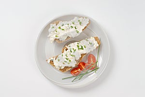 Sandwich with chives spread