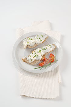 Sandwich with chives spread